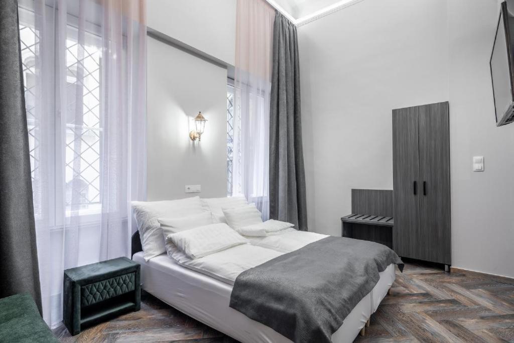 Budapest Marvelous Apartment In Andrassy Boulevard Eksteriør bilde